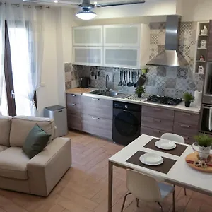 Giorgia House Pieta